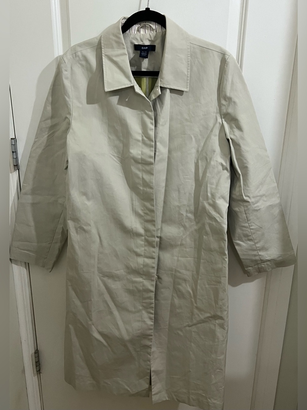 Gap Womenโs Macintosh Trench Coat size XL